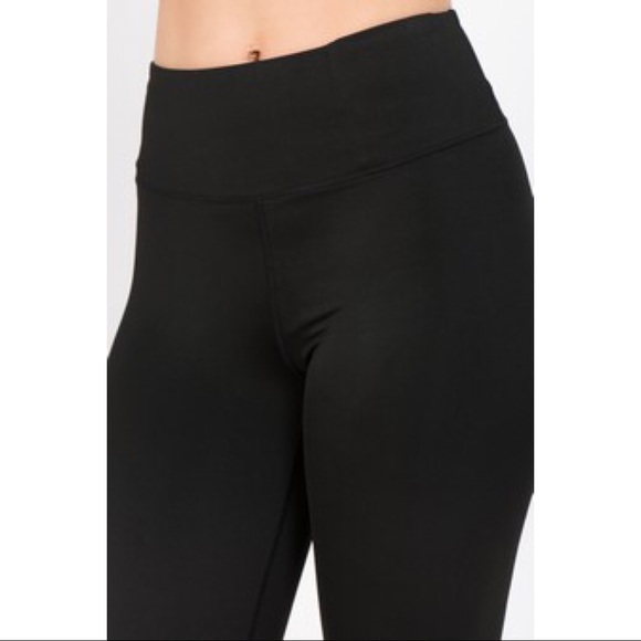 Leggings w/ Hidden Waistband Pocket - Picture 6 of 8